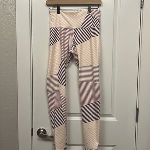 Old Navy Activewear Leggings [M]